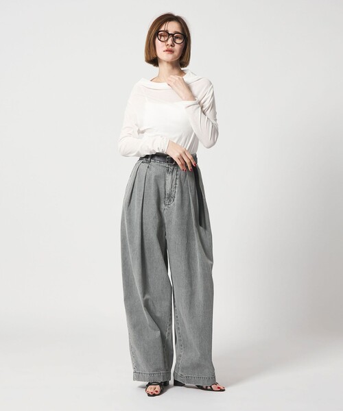 ＜conte＞タック デニムワイドパンツ　34サイズ　新品タグ付き conte ワイドパンツ ジーンズ デニム デニムパンツ 「conte」タック