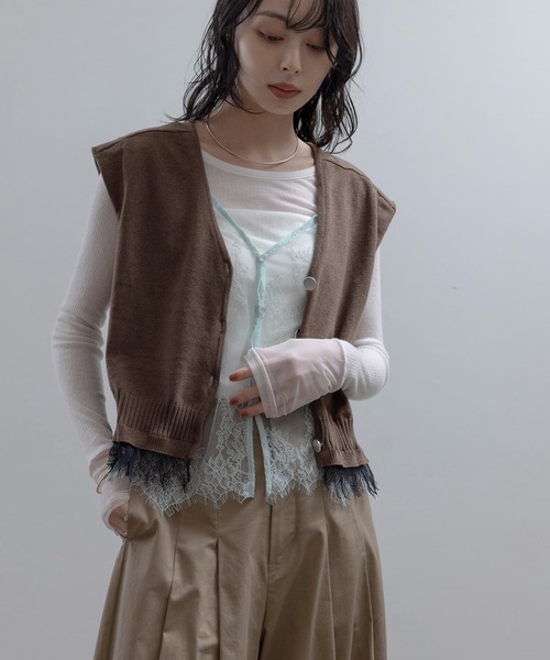 Eimee Law(エイミーロウ) ベスト ジレ レースレイヤードニットベスト Eimee Law(エイミーロウ) ベスト ジレ レースレイヤードニットベスト