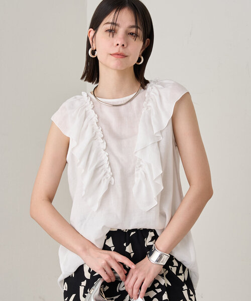 Loungedress フリルカラーシャツ　ホワイト Loungedress ブラウス シャツ フリルノースリブラウス