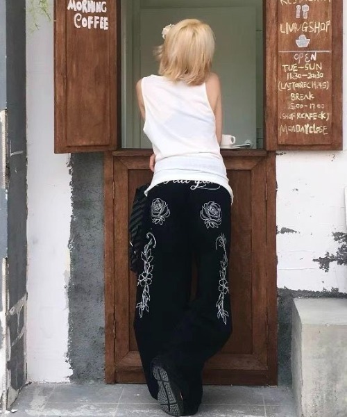 SHEENA（シーナ） ワイドパンツ ジーンズ デニム デニムパンツ バック