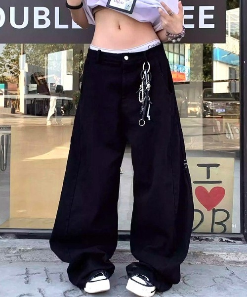 SHEENA(シーナ) ジーンズ デニム デニムパンツ バックフラワーロゴ SHEENA(シーナ) ジーンズ デニム デニムパンツ バックフラワーロゴ