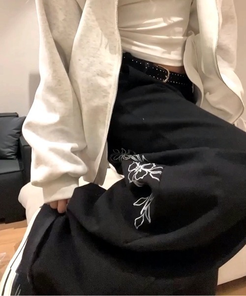 SHEENA（シーナ） ワイドパンツ ジーンズ デニム デニムパンツ バック