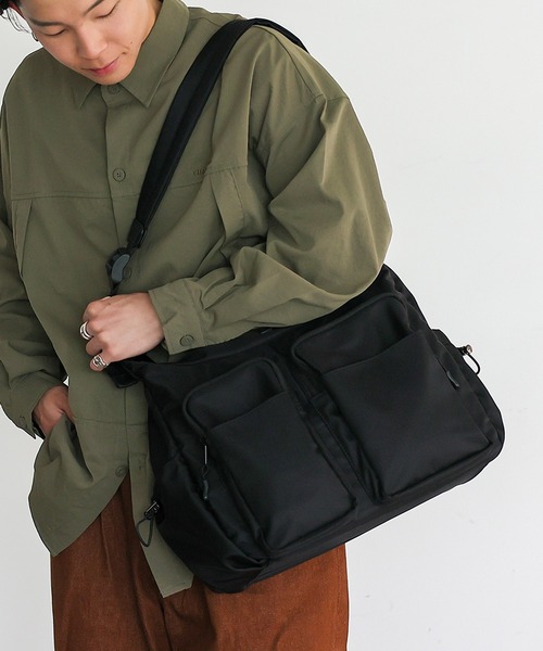 VitaFelice（ヴィータフェリーチェ） ショルダーバッグ 「13ポケット