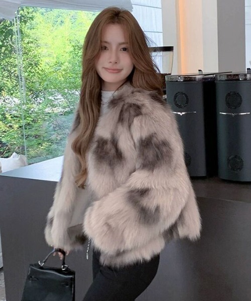 gossip!ロサンゼルス コート アウター Y2K フェイクファーブルゾン