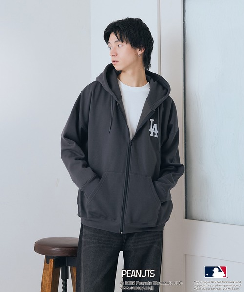PEANUTS パーカー 「PEANUTS×MLB」オリジナルデザイン フルジップ