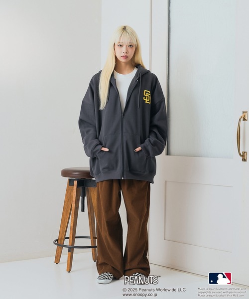 PEANUTS パーカー 「PEANUTS×MLB」オリジナルデザイン フルジップ