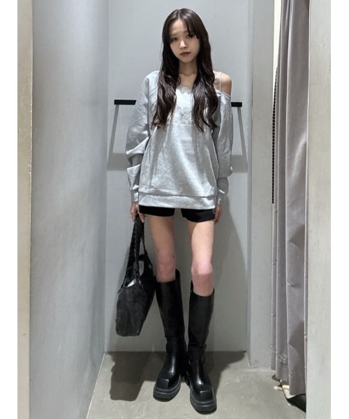 SLY（スライ） ニット セーター OFF SHOULDER LOGO TOPS オフ