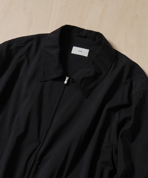 ブルゾン アウター 「ATON/エイトン」MAT AIRLY NYLON FLIGHT JACKET メンズの画像