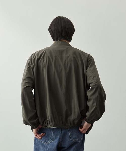 ブルゾン アウター 「ATON/エイトン」MAT AIRLY NYLON FLIGHT JACKET メンズの画像