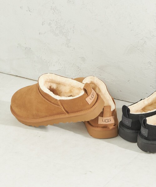 UGG Australia（アグオーストラリア） 「UGG」 スリッポン 24 キャメル 