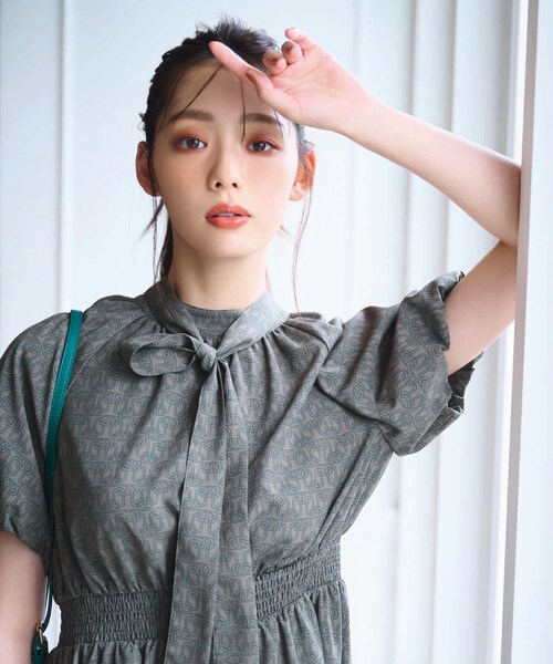 「NATURAL BEAUTY BASIC」 7分袖ワンピース SMALL ベージュ レディース_画像5