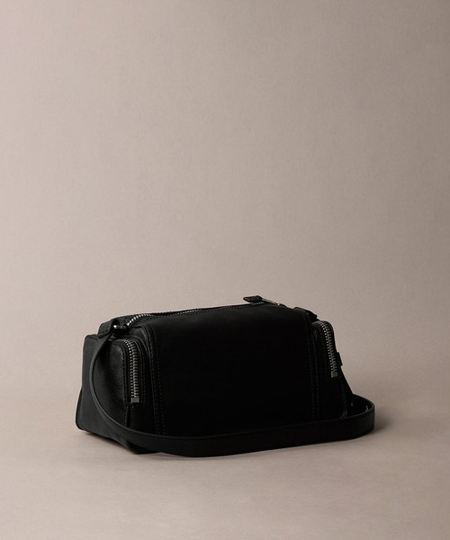 Calvin Klein（カルバン・クライン） ショルダーバッグ クロスボディ