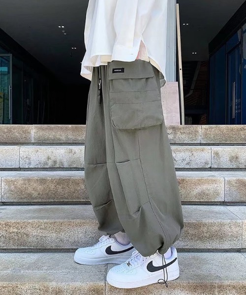 カーゴパンツ ポケット ワイドレッグ アメリカン ルーズ クール SEQUENZ 90s UTILITY CARGO SWEAT PANTS / ロゴ 刺繍 カーゴ