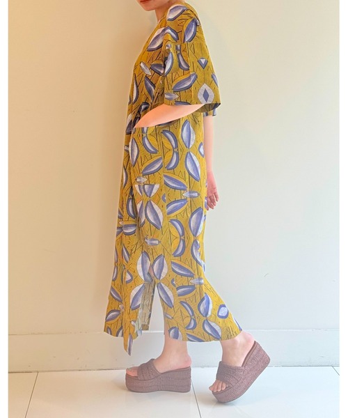 sara mallika ワンピース CTN AFRICAN PRT VNECK DRESS