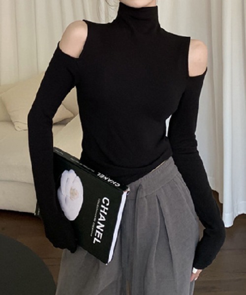 はた　2点セット　ジョン　カットアウトタートルネックトップス deux amour カットアウトショルダータートルネックプルオーバー