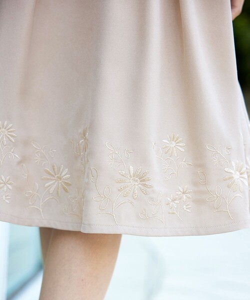 Tiaclasse ワンピース 花柄刺繍フレアワンピース : ZOZOTOWN Yahoo!店