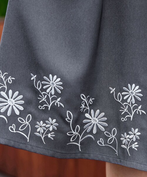 Tiaclasse ワンピース 花柄刺繍フレアワンピース : ZOZOTOWN Yahoo!店