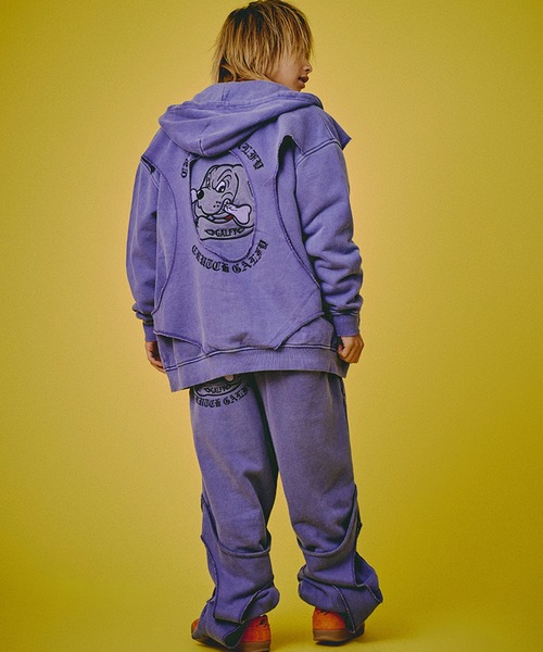 GALFY（ガルフィー） パーカー 「GALFY/ガルフィー」穴の向こうにわん