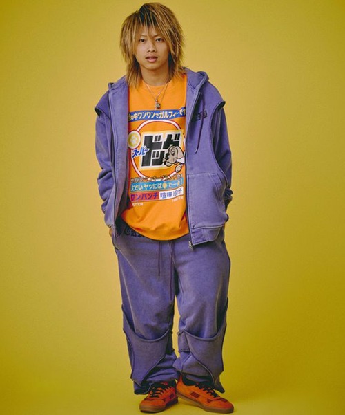 GALFY（ガルフィー） パーカー 「GALFY/ガルフィー」穴の向こうにわん