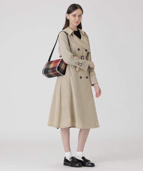 BLUE LABEL CRESTBRIDGE（ブルーレーベルクレストブリッジ