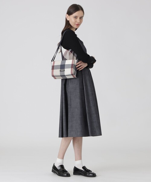 BLUE LABEL CRESTBRIDGE(ブルーレーベルクレストブリッジ BLUE LABEL CRESTBRIDGE(ブルーレーベルクレストブリッジ