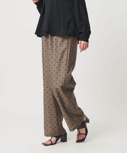パンツ 「WEB限定 Wardrobe DAILY MINIMAL」ドビードット イージーパンツ ウォッシャブル レディースの画像