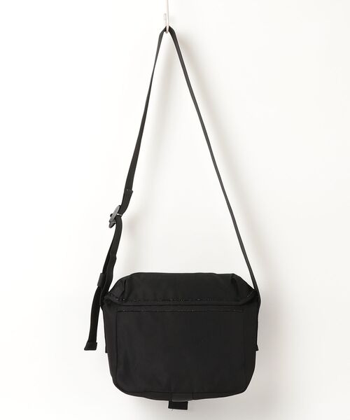 ⭐︎y⭐︎ Acne Studios ブラックショルダーバッグ Acne Studios（アクネ ストゥディオズ） ショルダーバッグ - ブラック