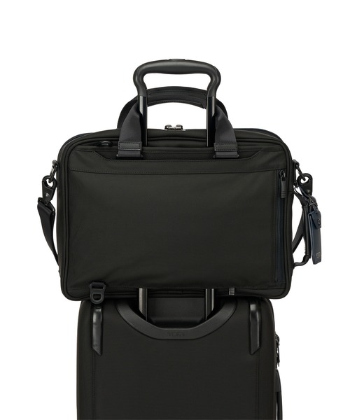 ビジネスバッグ TUMI ALPHA (アルファ) スリーウェイ・コンバーチブル・ブリーフケース（A4/PC15インチまで対応） メンズの画像