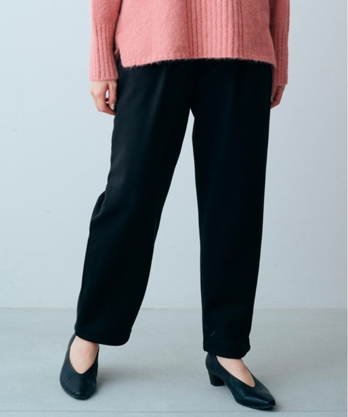 スラックス テーパードパンツ　textured stretch maidi スラックス テーパードパンツ textured stretch maidi
