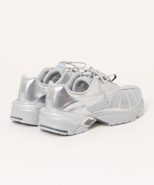 大人気!!! ♥ Fila ♥ Replica 2002 Grey White FILA】 フィラ REPLICA 2002 レプリカ2002 1RM02752G071 grey