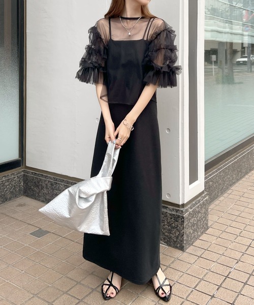 トップス TIERED FRILL SLEEVE SHIRRING T-SHIRT Tiered frill sleeve shirring t-shirt