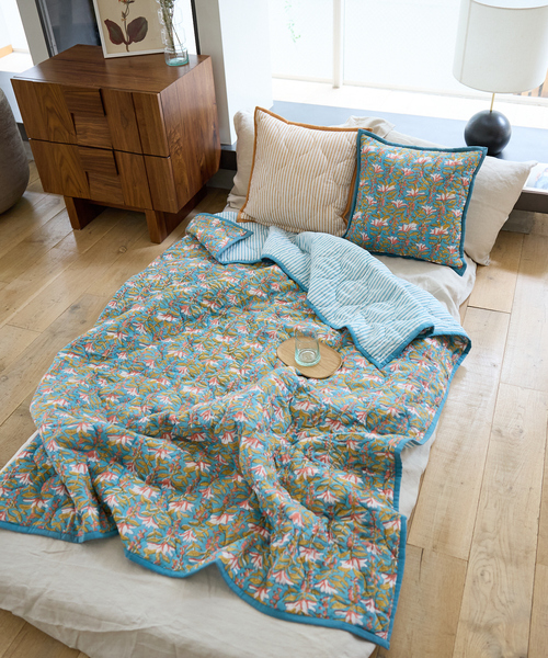 【新品未使用】Rady シルキーモイスト ブランケット 140×200 collex（コレックス） ブランケット ブロックプリント キルト