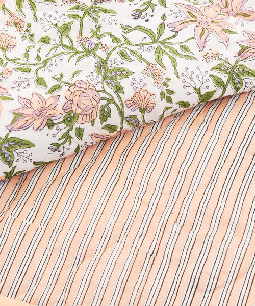 ブロックプリント　うねうねキルトブランケット　レッド collex ブランケット ブロックプリント キルトブランケット 140×200