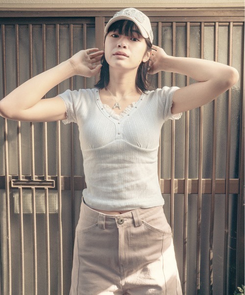 tシャツ HUG YOUR SKIN/ハグユアスキン/Lace studded top レディース メンズ