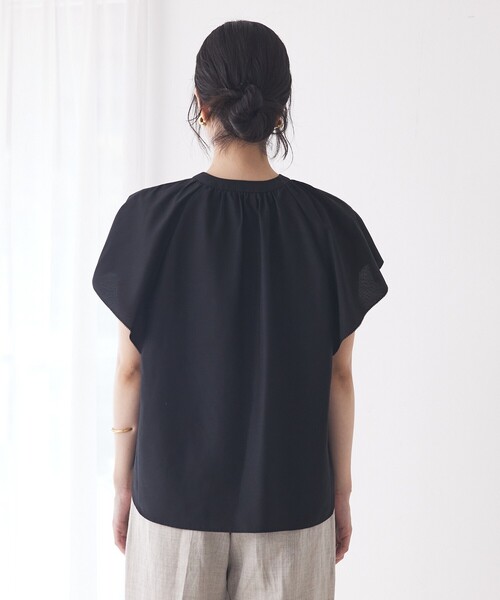 qualite（カリテ） ブラウス シャツ ラッフルカラーVネックブラウス