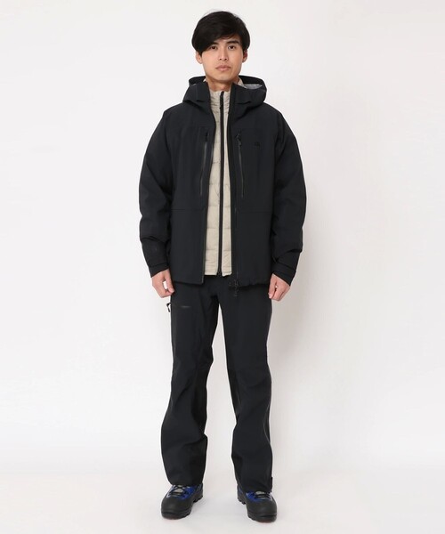 mountain hard wear マウンテンパーカー 軽くて機能的な「マウンテンハードウェア」の必携パーカ「コアエア