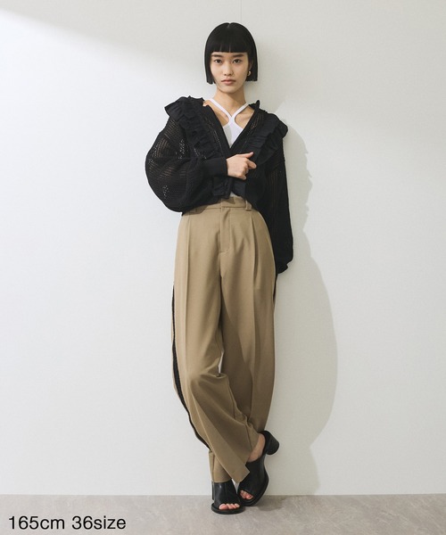 「ADAM ET ROPE'」 パンツ 36 ベージュ系その他 レディースの画像