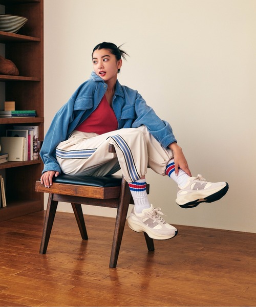 「New Balance」 ローカットスニーカー 26.5cm カーキ レディースの画像