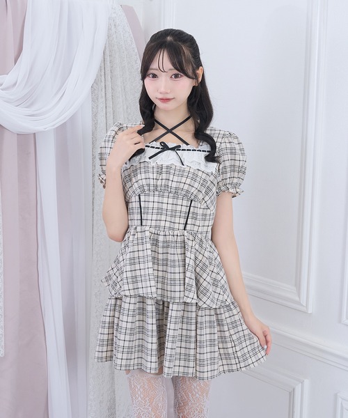 Honey Cinnamon（ハニーシナモン） ワンピース 半袖 デコルテリボン