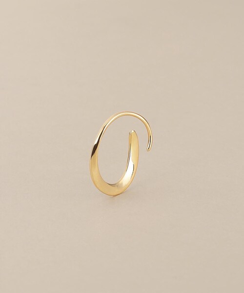 ピアス K10ひねり フープピアス レディースの画像