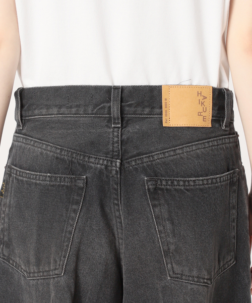 HAIKURE ブラックデニムパンツ ハイウエスト HAIKURE ブラックデニムパンツ ハイウエスト レディース
