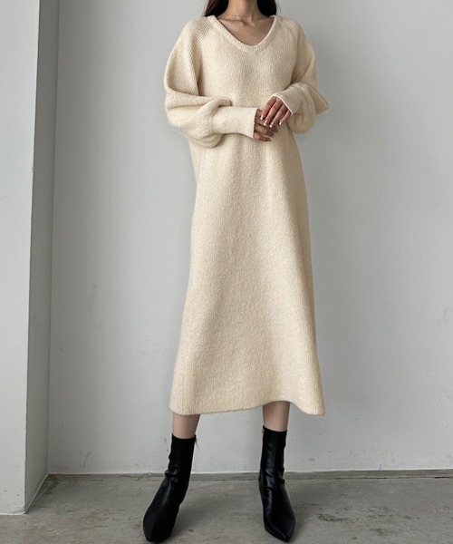 Louere（ルエレ） ワンピース Vネックボリュームニットロング
