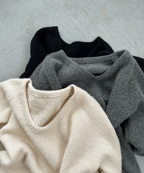 Louere（ルエレ） ワンピース Vネックボリュームニットロング