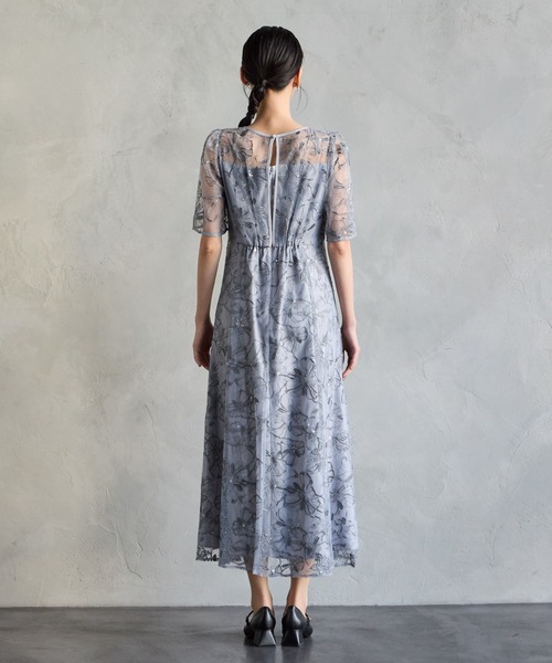 AIMER ドレス フラワーモチーフスパンコール刺繍ミモレ丈袖付き