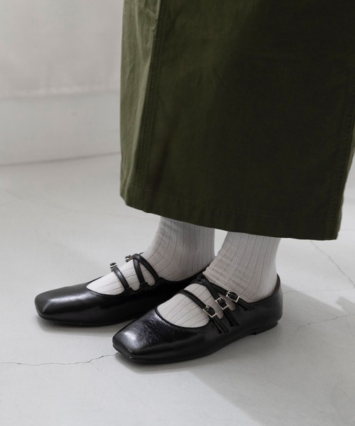 menue パンプス 3連ストラップ スクエアトゥ メリージェーンシューズ