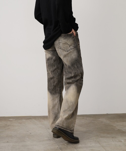 ROOP TOKYO ジーンズ Bootcut denim pants with faded design / 色落ち ROOP TOKYO ジーンズ Bootcut denim pants with faded design / 色落ち