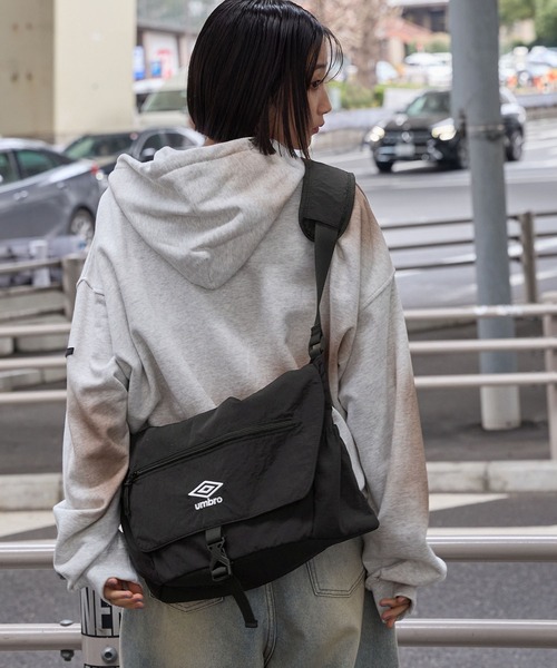ショルダーバッグ UMBRO M messenger bag 4FT049 UMBRO M messenger bag 4FT049 (UMBRO/ショルダーバッグ