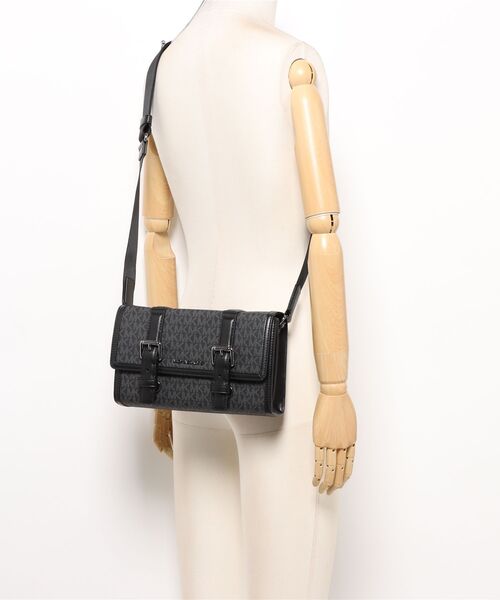 MICHAEL KORS（マイケルコース） ショルダーバッグ COOPER TRUNK XBODY