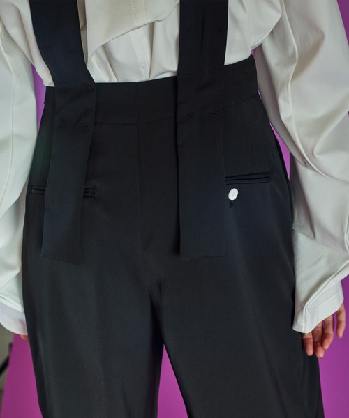 OMMO（オーエムエムオー） パンツ TUCK SHOULDER BELT PT レディース