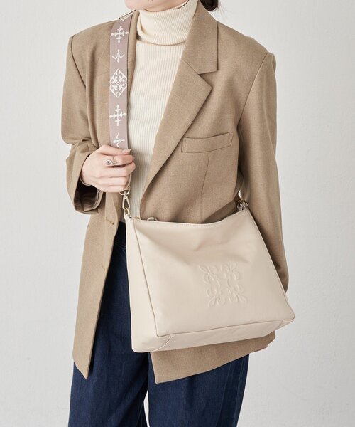 russet（ラシット） ショルダーバッグ バッグ エンボスモノグラム2WAY